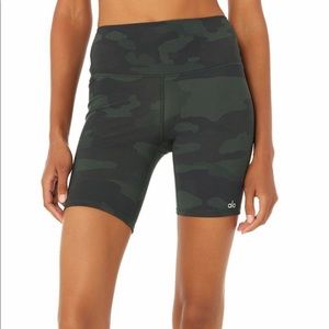 Alo high waisted vapor short